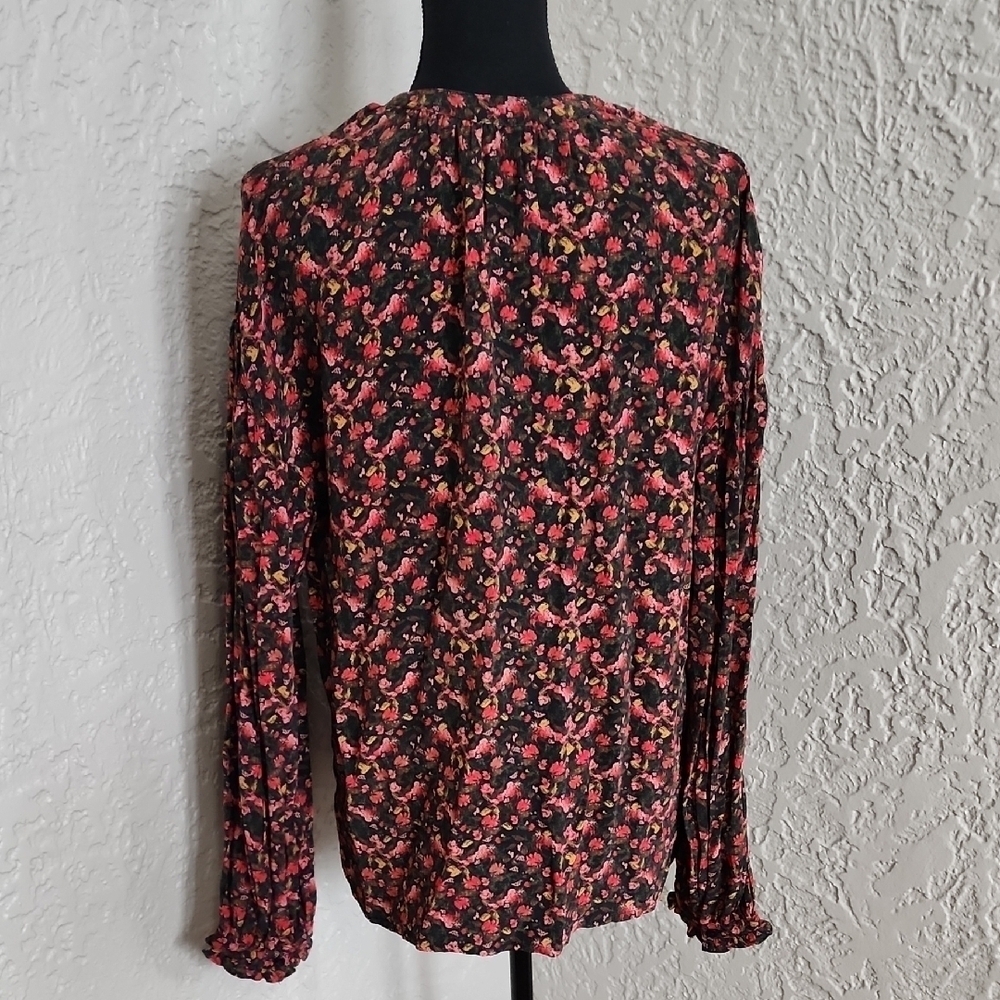 Floral Black and Pink Women's Top - Picture 5 of 5